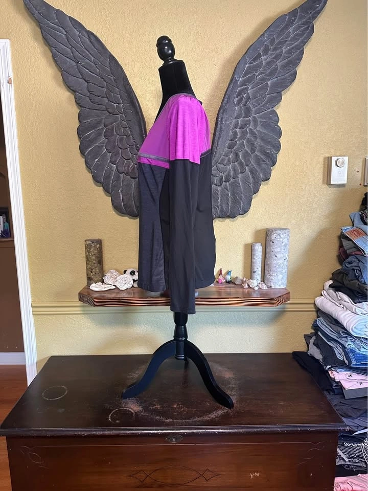 Mpg Long Sleeve Colorblock Top - photo 5