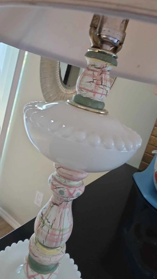 Vintage Milk Glass Table Lamp with Hand-Painted Plaid Crackle Fi - photo 3