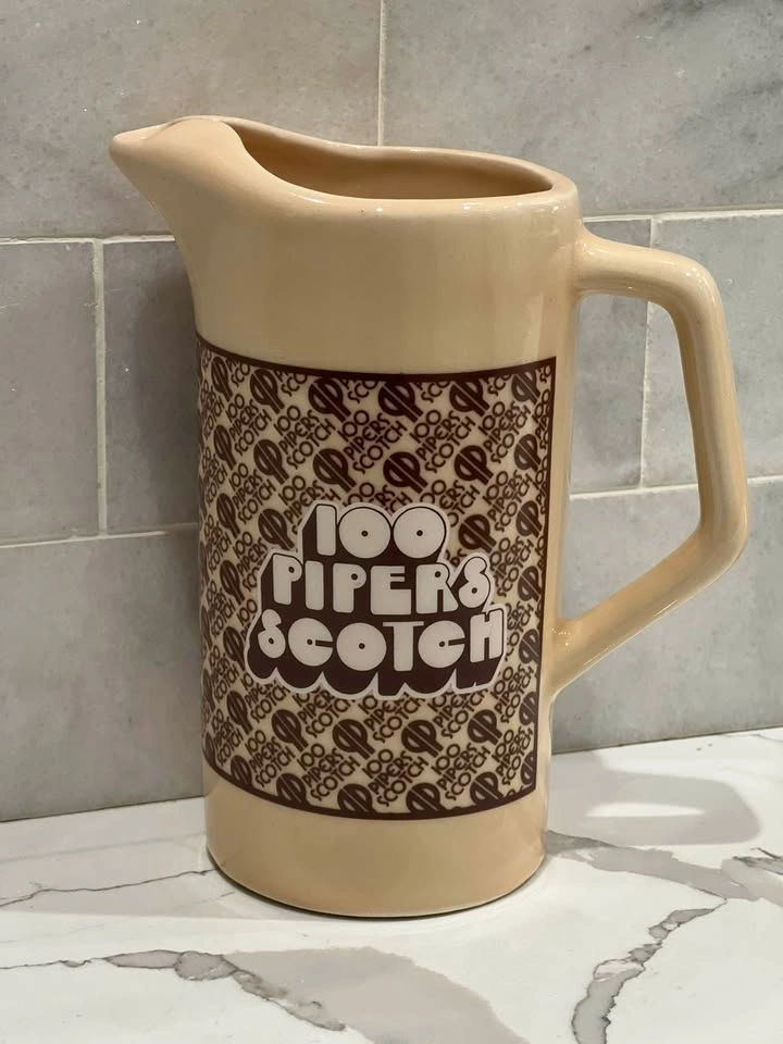 Vintage 100 Pipers Scotch Ceramic Pitcher – Seagram Distillers B - photo 3