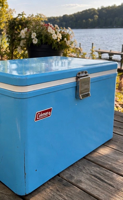 VINTAGE 1970s COLEMAN ICE BLUE METAL COOLER – RETRO STEEL CHEST - photo 2