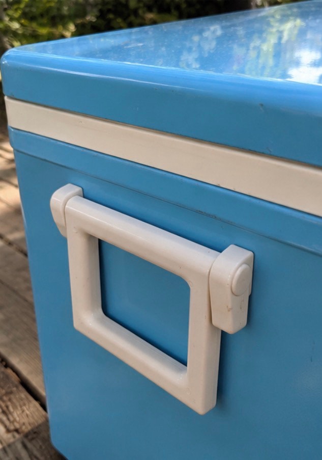 VINTAGE 1970s COLEMAN ICE BLUE METAL COOLER – RETRO STEEL CHEST - photo 3