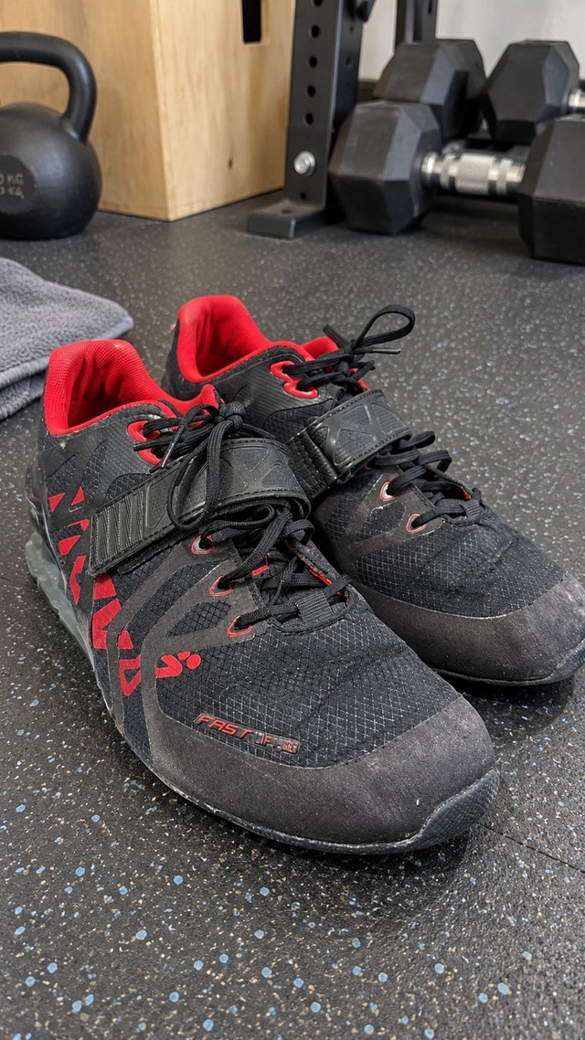 INOV-8 FASTLIFT WEIGHTLIFTING SHOES – MEN 9.5 – CROSSFIT / OLYM