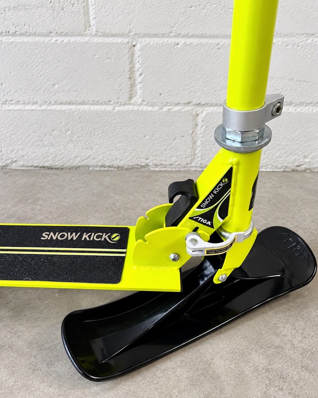 STIGA Snow Kick Snow Scooter - Adjustable Height - Neon Green - photo 5