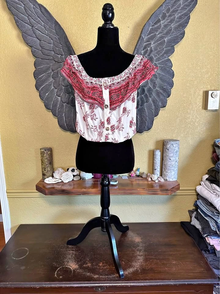 SWS Floral Off-Shoulder Crop Top