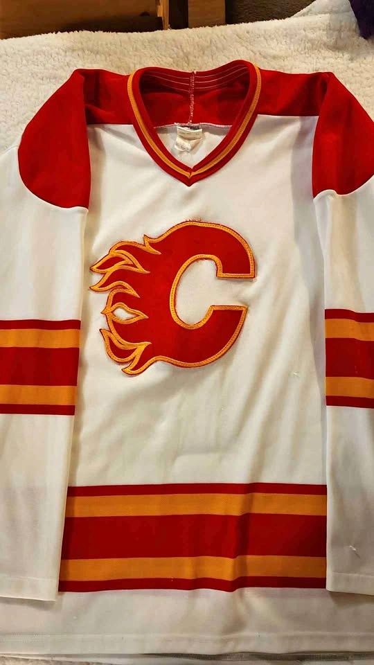 Calgary flames jersey