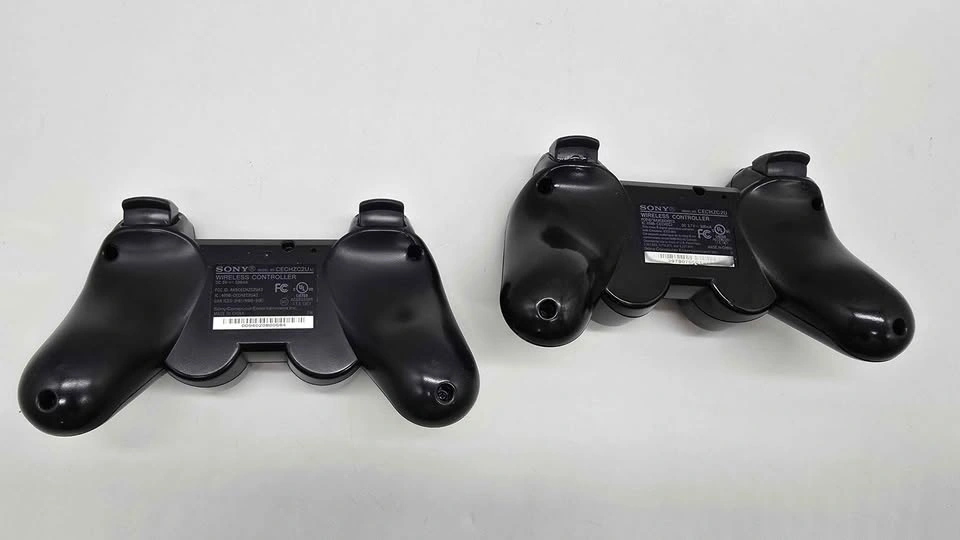 Sony Playstation 3 Controllers - photo 2