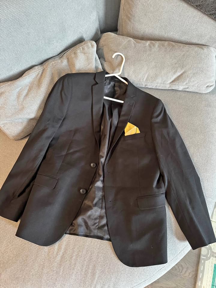 Altered men’s suit