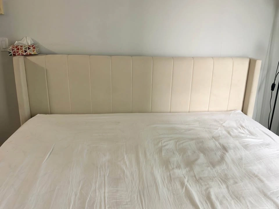 King size bed and mattress - photo 2