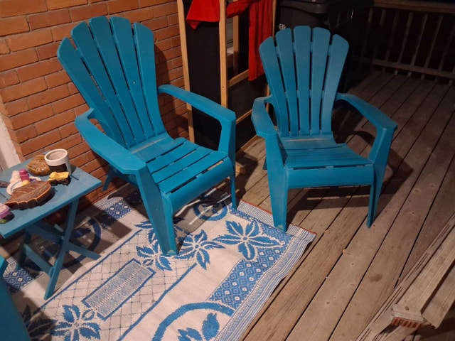 Adirondack Chairs and Side Table - photo 3