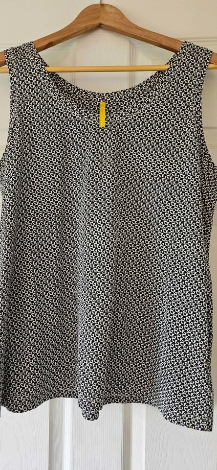 Ladies Blouses, Royal Robbins, Lole - photo 3