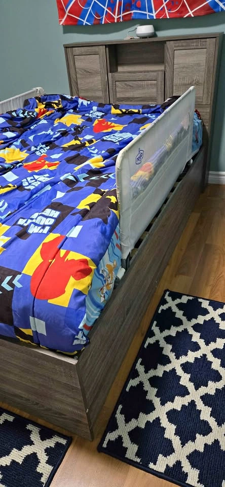 Twin Captain's Bed with Bookcase Headboard