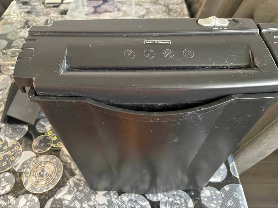 Paper shredder