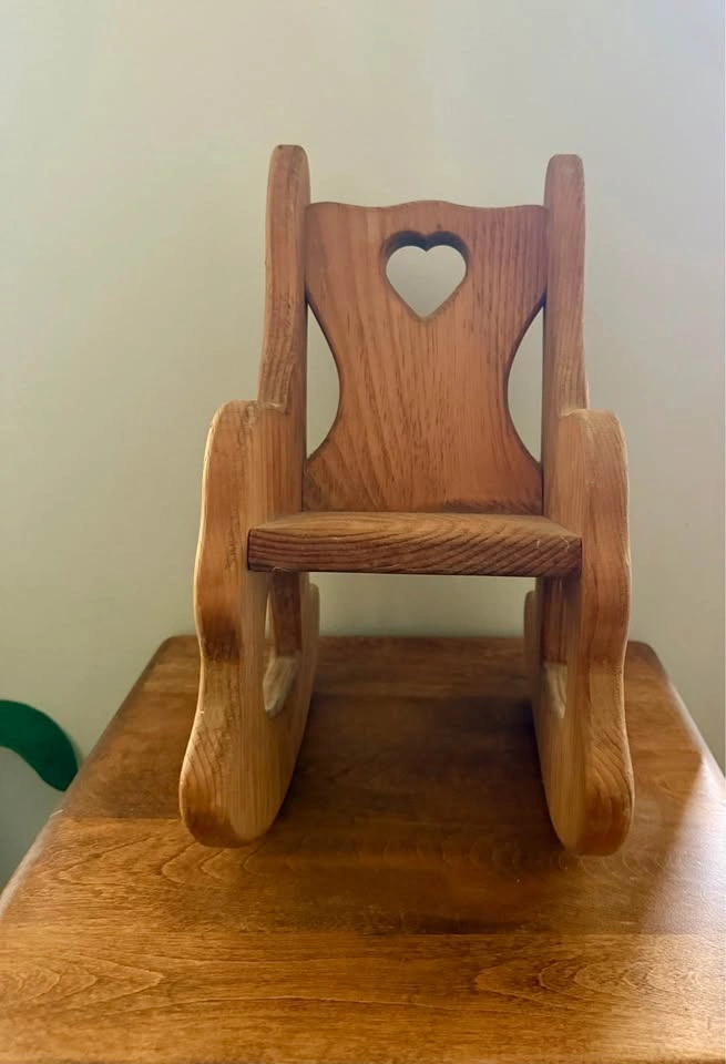 mini vintage heart cutout plant stand 🪴 - photo 3