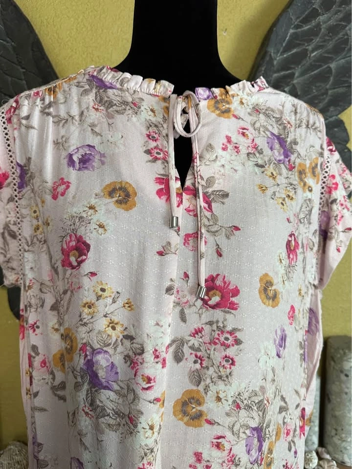 Buffalo Floral Print Top - photo 2