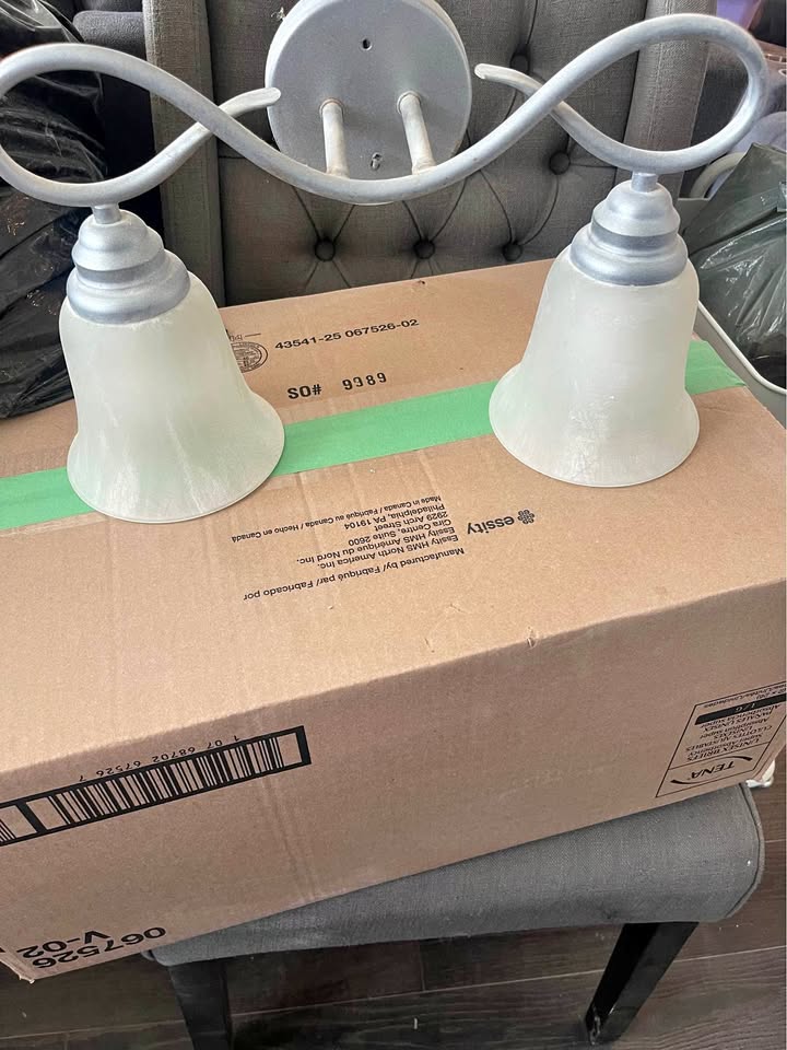 Bathroom Vanity Light