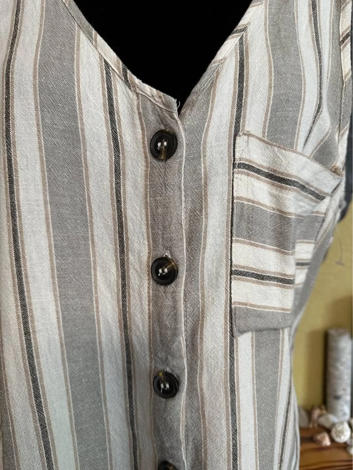 Lily Morgan Striped Button-Down Sleeveless Top - photo 2