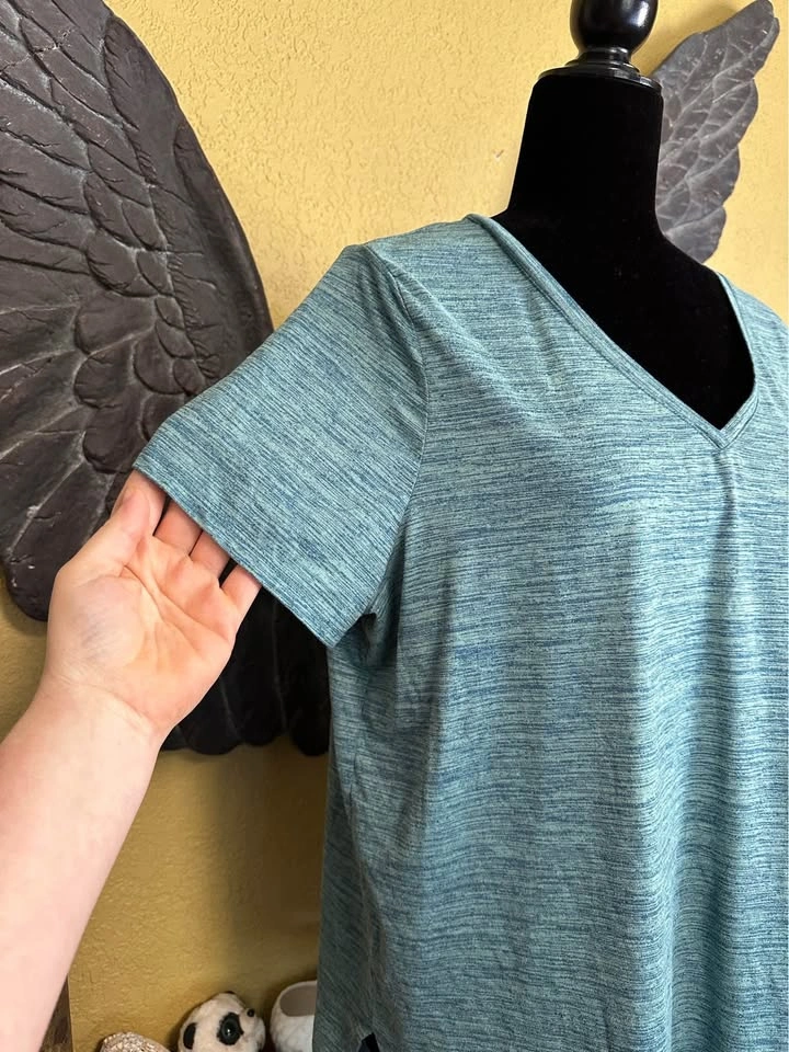 Hyba V-Neck Top - photo 2