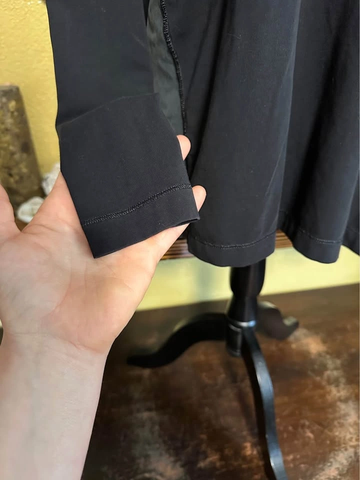 Lululemon Long Sleeve Top - photo 3