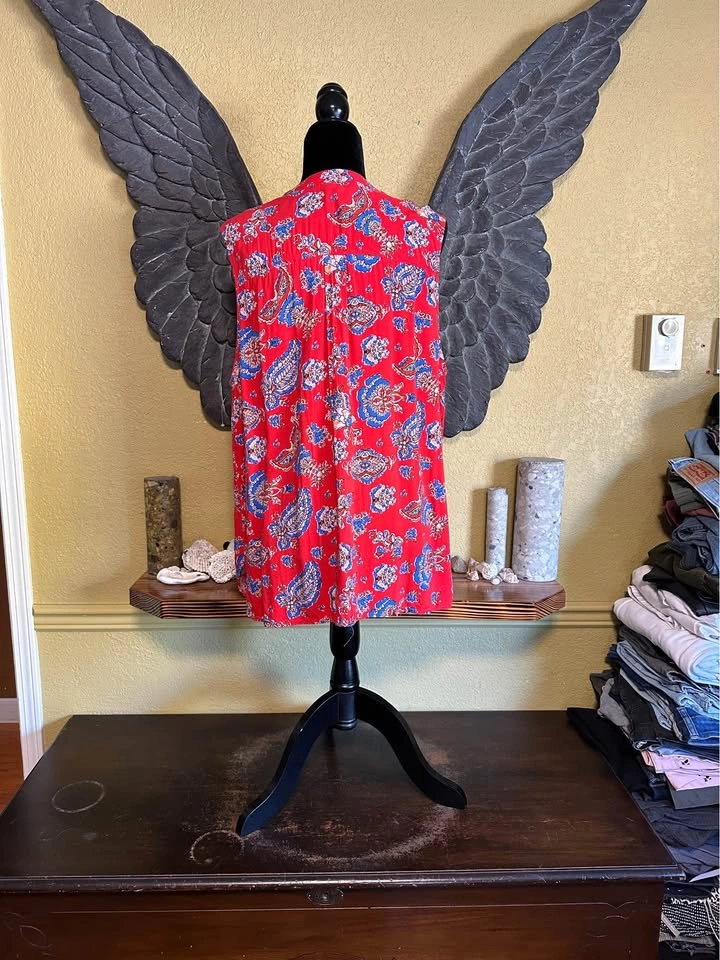 Cynthia Rowley Floral Paisley Red Sleeveless Top - photo 4