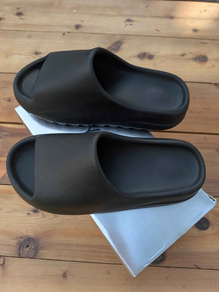 New Yeezy YS-01 Slides - Black - Size 9 - photo 5