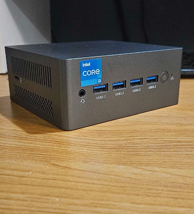 BreNUC i3-n305 Mini PC