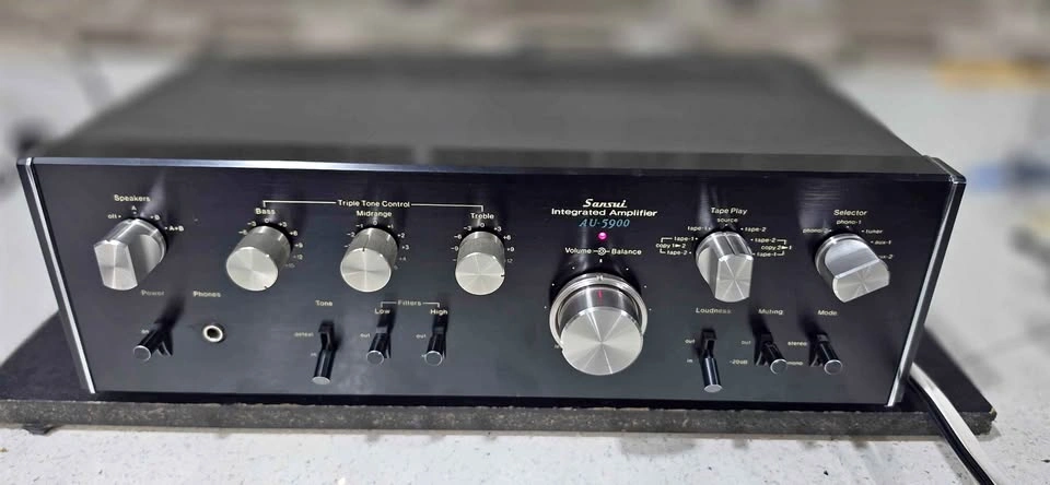 Sansui AU5900