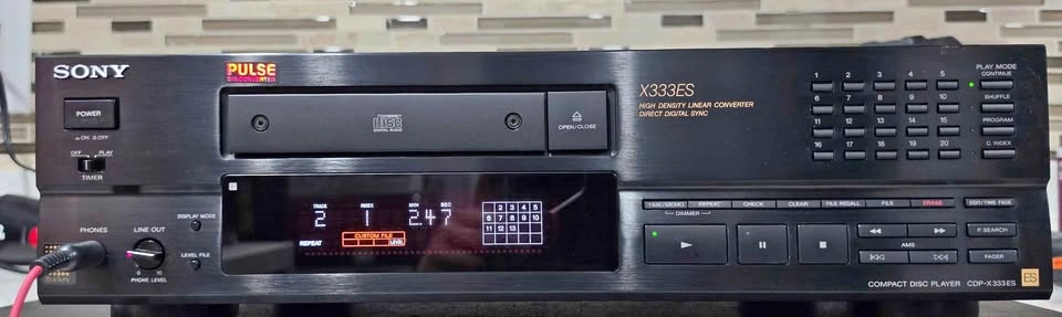 Rare Sony X333es hi-end cd player