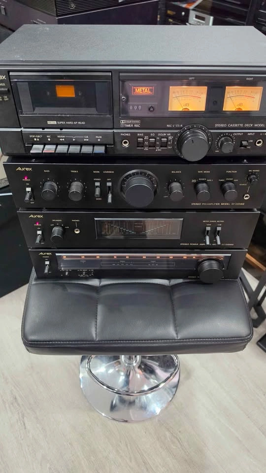 Toshiba Aurex stereo system - photo 4