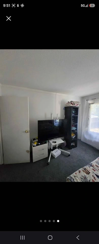 3 Beds 2 Baths - House - photo 2