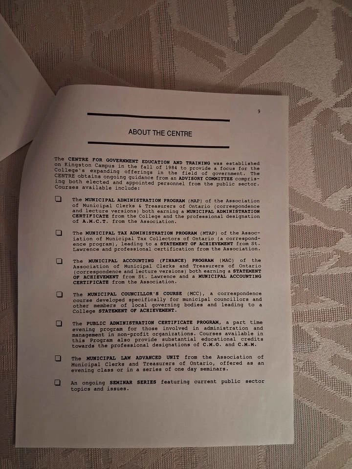 Vintage 1987 St. Lawrence College Kingston Municipal Document - photo 4