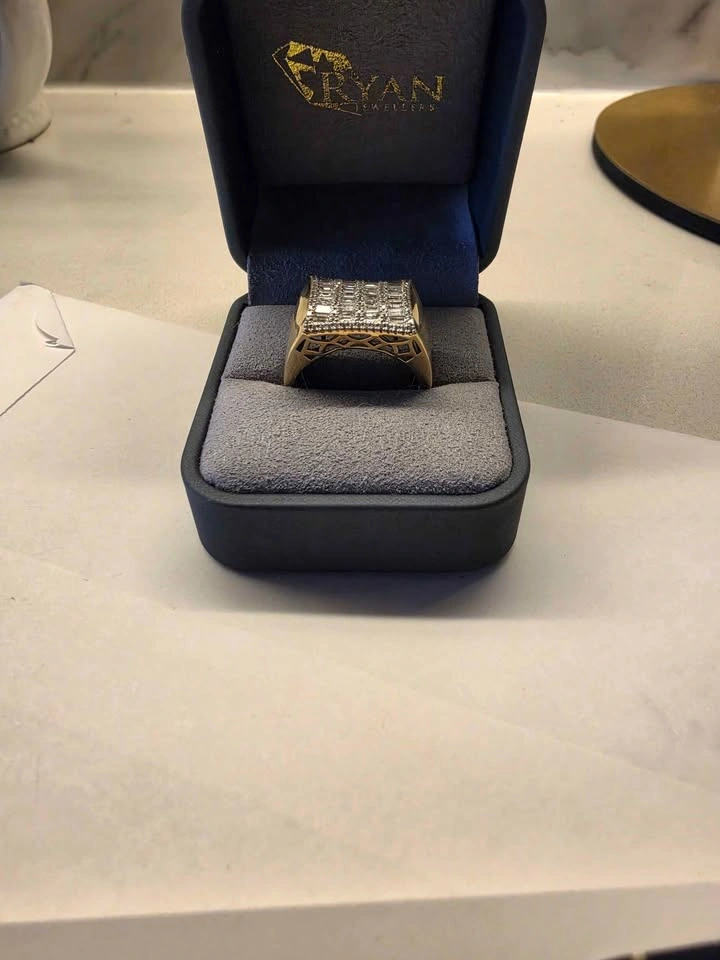 10k Yellow Gold 1.00ctw Diamond baguette Men's Ring - photo 3