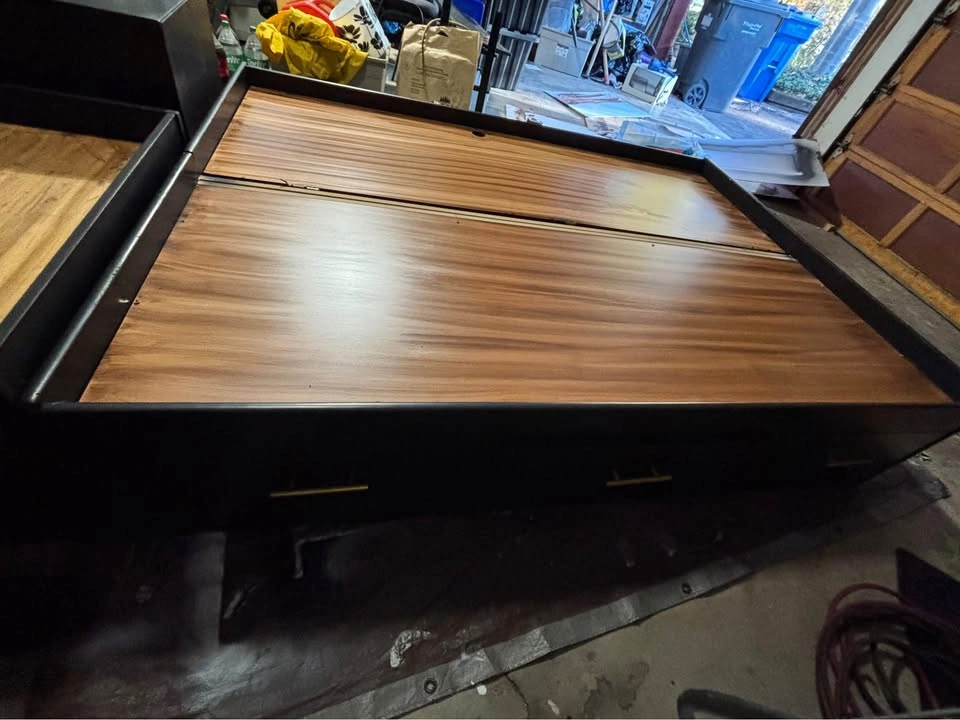 Black and Wood Grain Bedroom Set with Storage Bed - photo 3