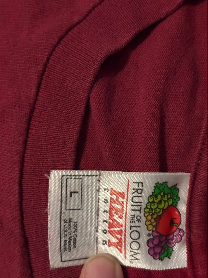 Vintage Fruit of the Loom Tee - photo 2