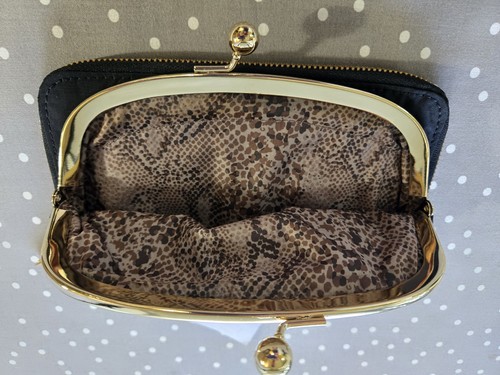 LeSportsac Black Clutch / Organizer Wallet - photo 3