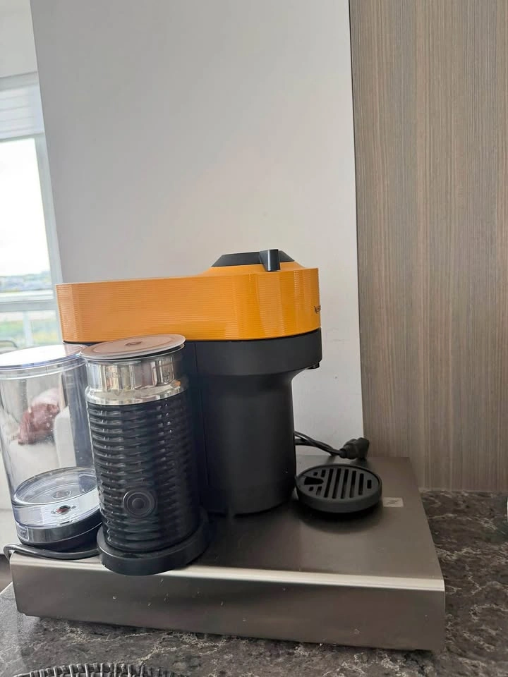 Nespresso Vertuo Pop+ Coffee Machine