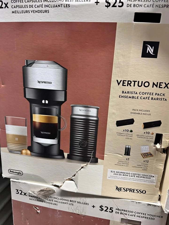 De'Longhi Nespresso Vertuo Next Deluxe with Aeroccino