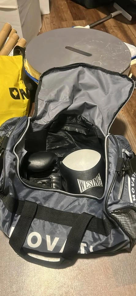 Wesing Boxing Gloves and Movati Athletic Duffel Bag