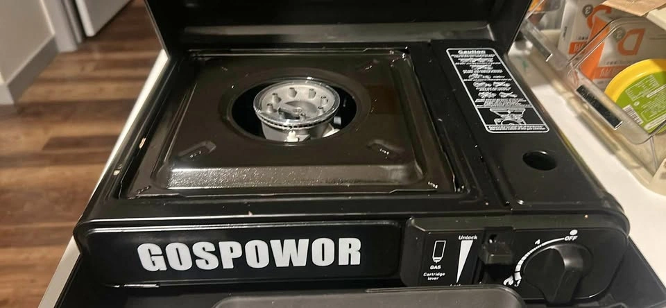 Portable Gas Stove + 2.5 propane tanks