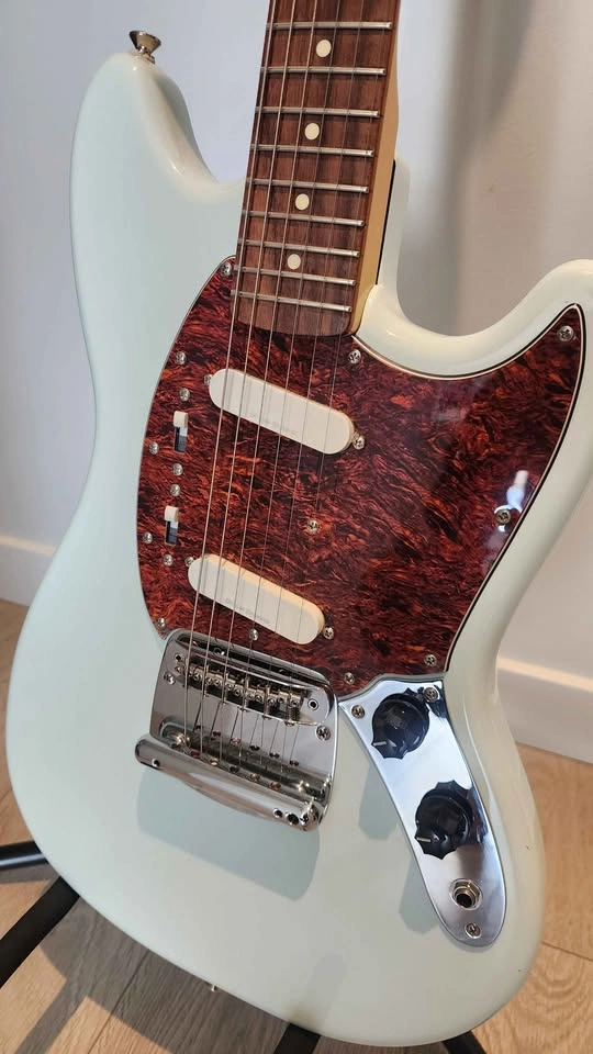 2016 Squier Vintage Modified Mustang – Real Rosewood - photo 2