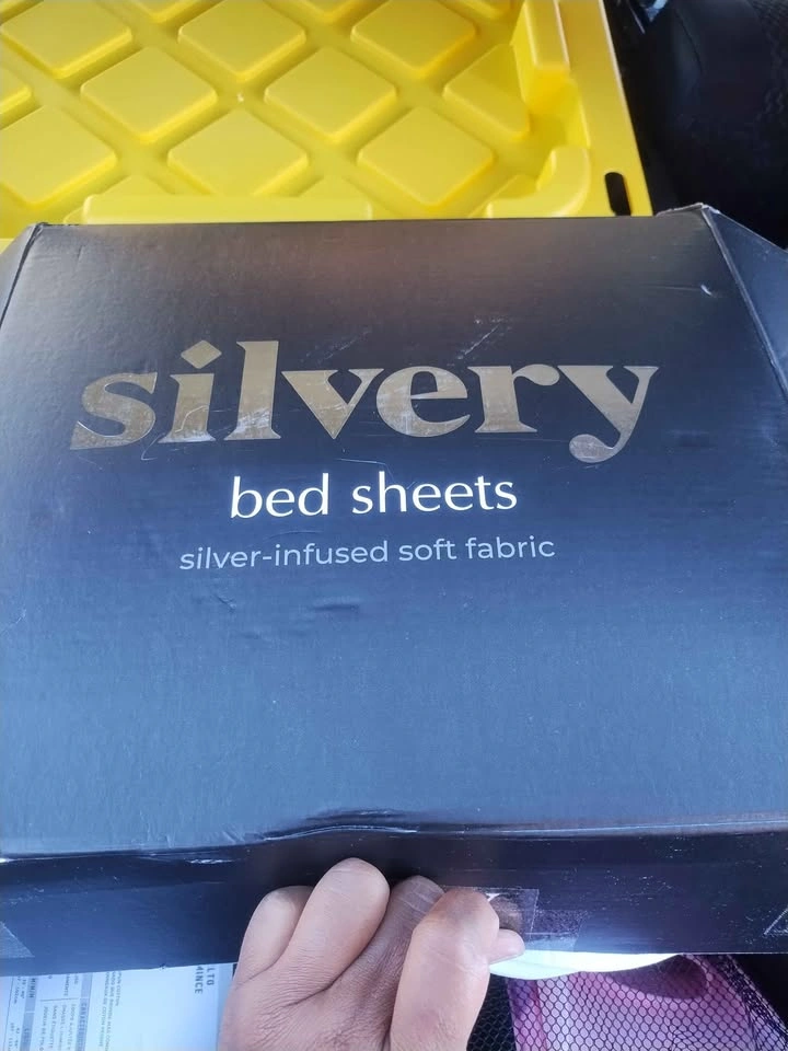 New Silvery brand King bed sheets (Amazon $100+) - photo 3