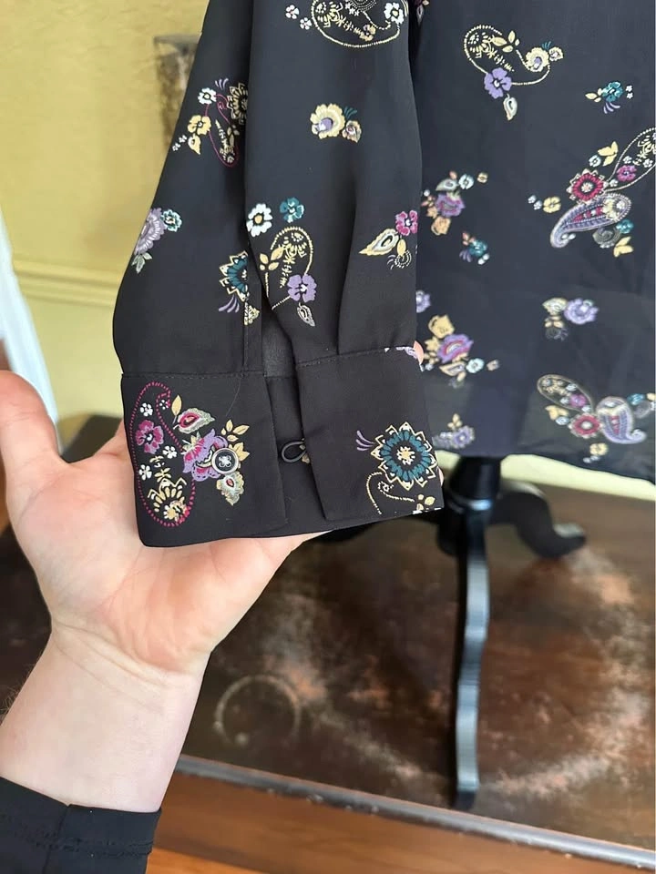 Penningtons Paisly Floral Top - photo 3