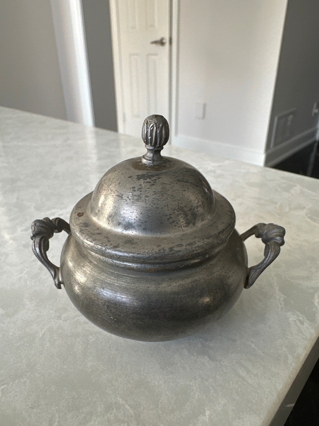 Vintage pewter miniature lidded bowl