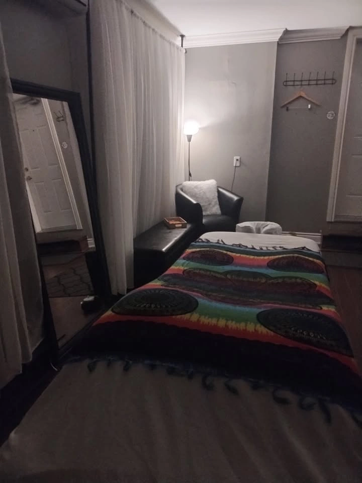 Shared Treatment Room - photo 3