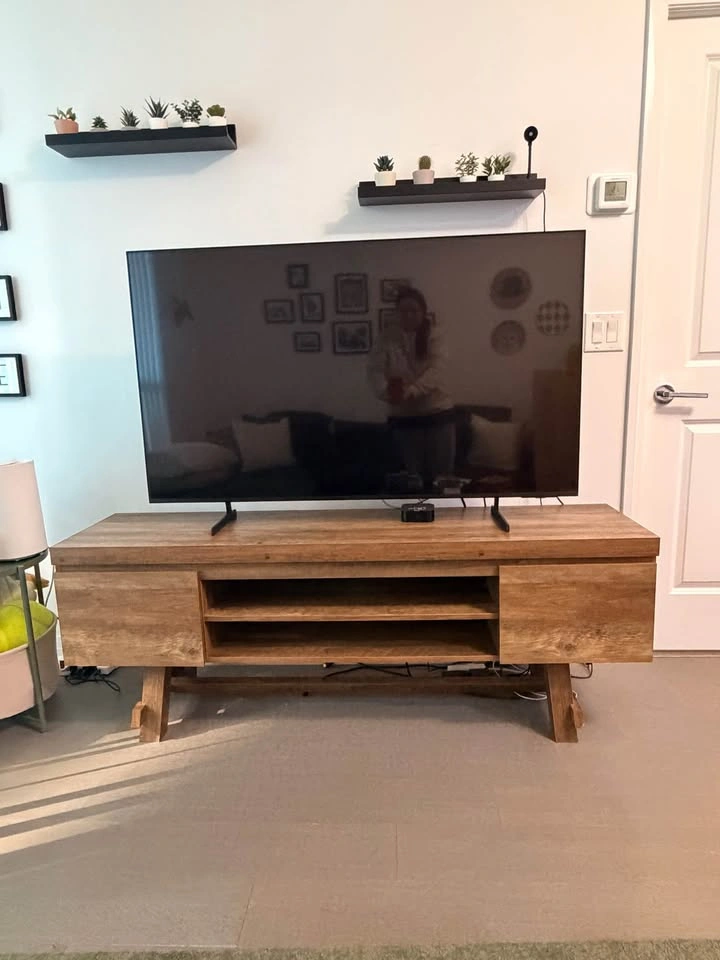 Samsung 55” Crystal UHD Smart TV – Excellent Condition + FREE TV - photo 3
