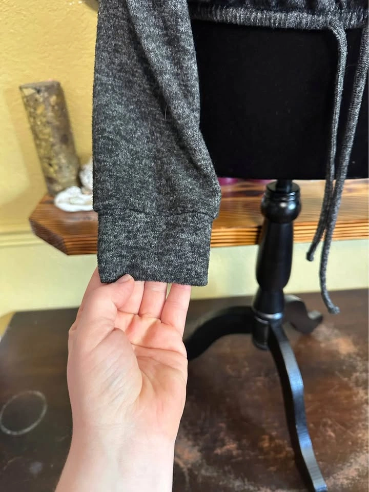 Weekend Edition light cropped Sweater - photo 3