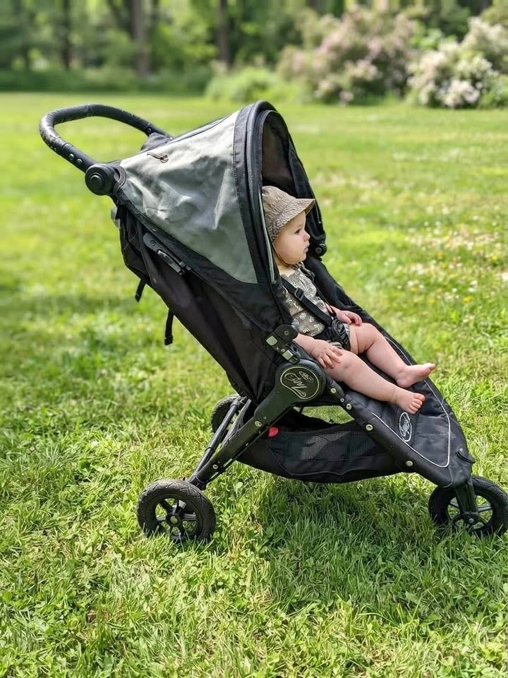 Mini GT Stroller