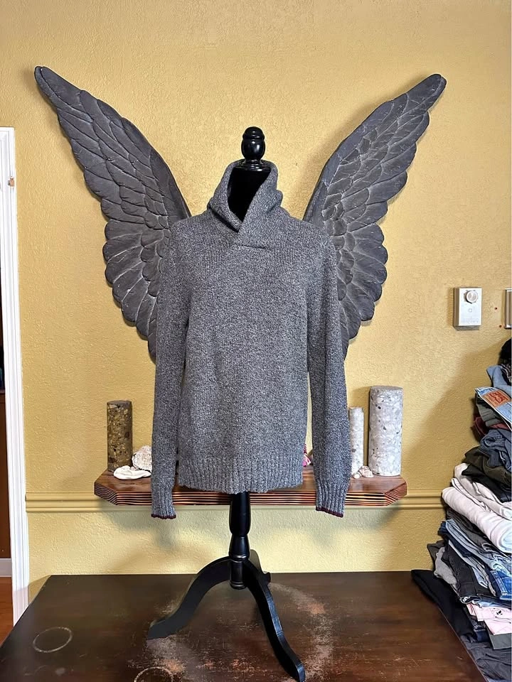 Banana Republic Gray Knit Sweater