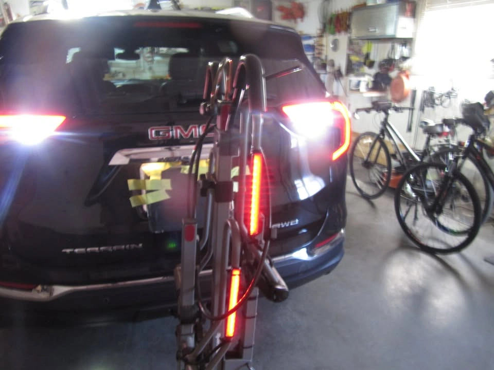 2 Transeo Bikes and self locking bike carrier - photo 5