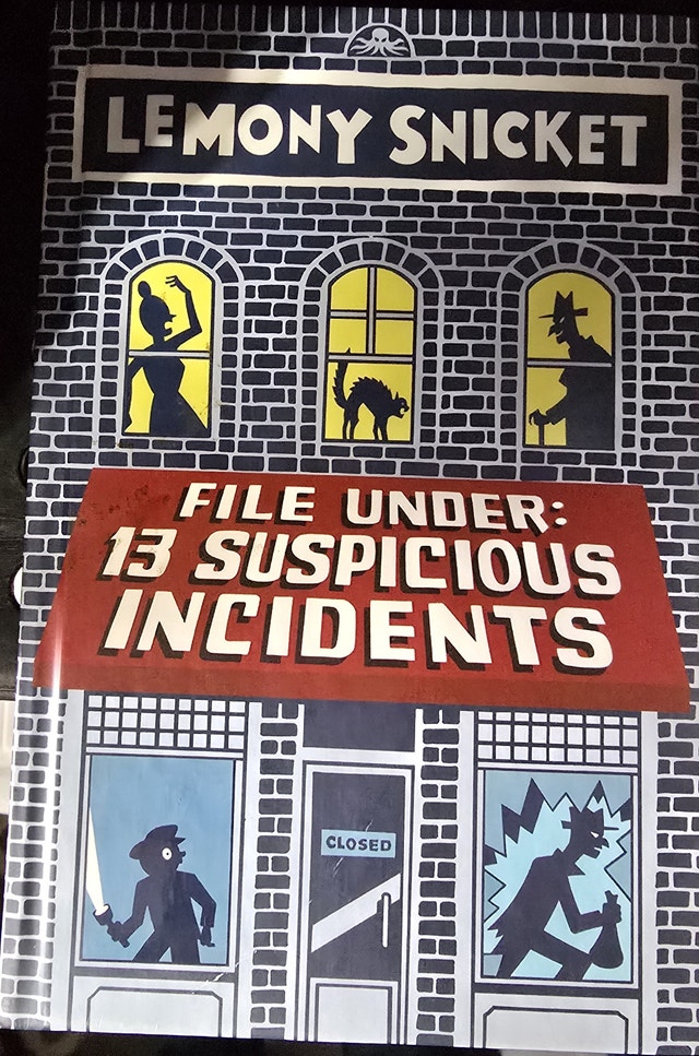 Lemony Snicket File Under: 13 Suspicious Incidents HARD Book - photo 4
