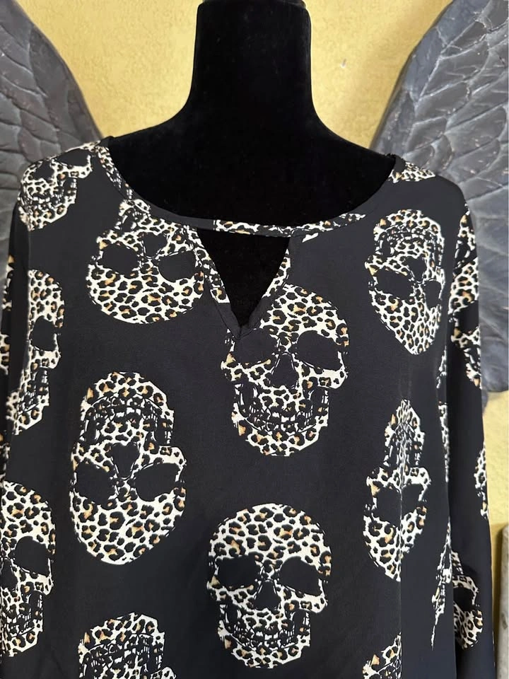 SHEIN Curve Black Leopard skull Print Top - photo 2